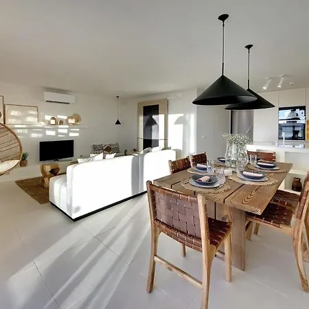 Casa vacanze Telhado Luxury Rooftop Retreat With 2 Pools *
