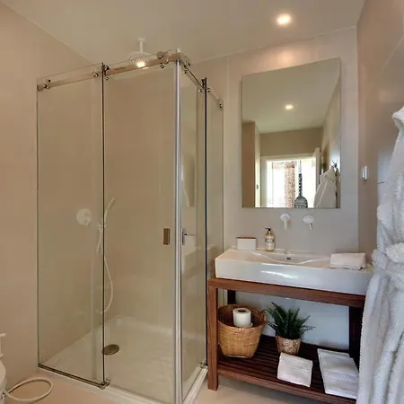 Telhado Luxury Rooftop Retreat With 2 Pools Casa vacanze Albufeira