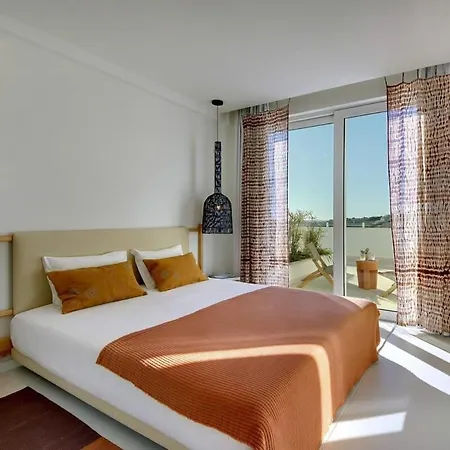 Casa vacanze Telhado Luxury Rooftop Retreat With 2 Pools Albufeira